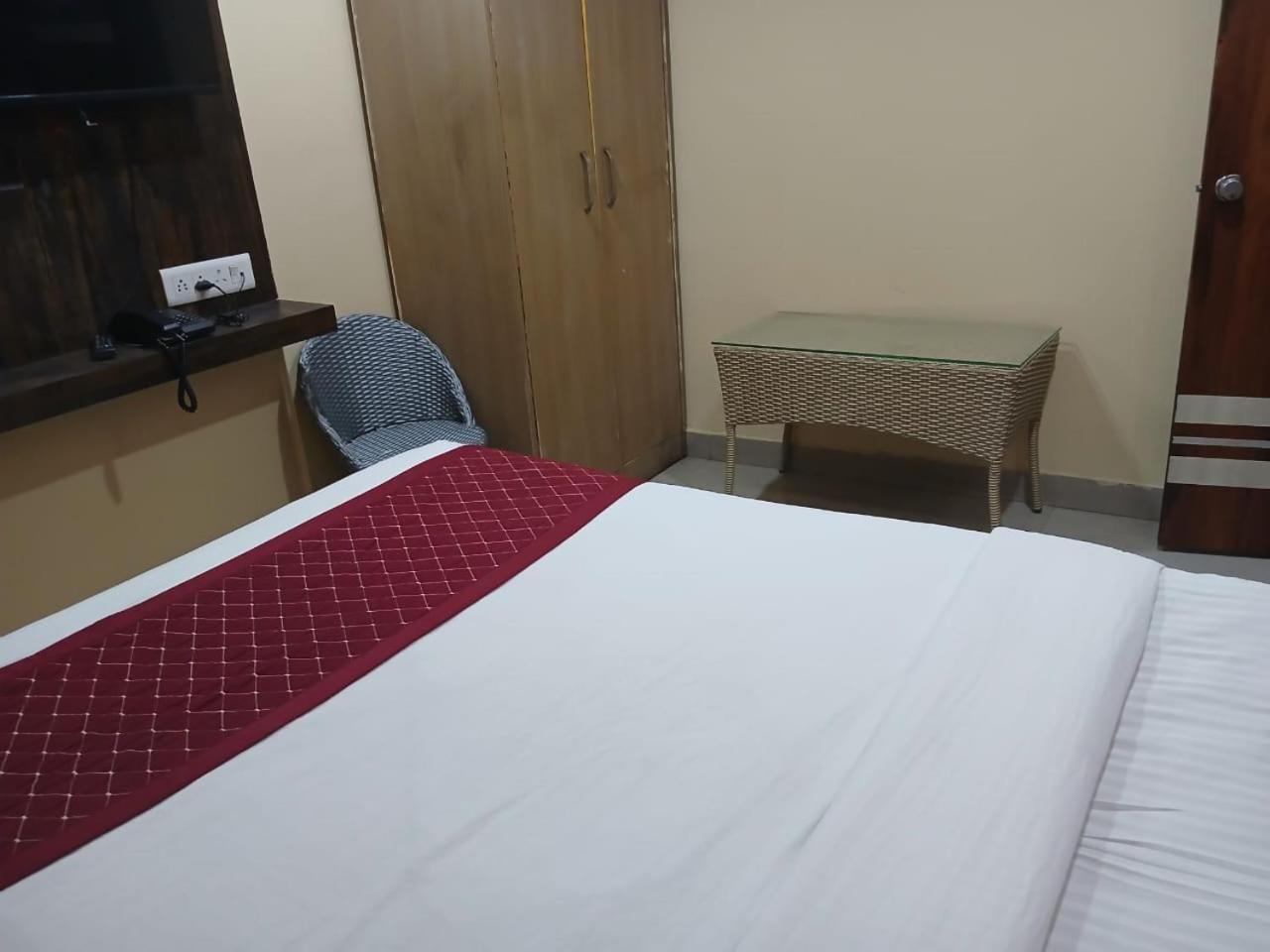 Blossoms Room Hotel Alekhya Residency- Luxury Lollection 海得拉巴 外观 照片