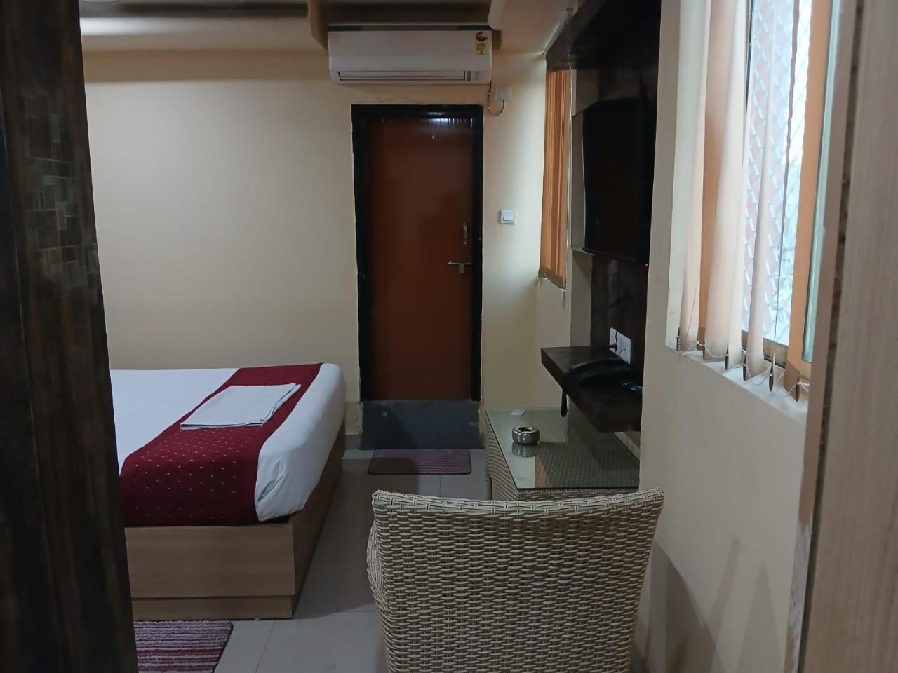 Blossoms Room Hotel Alekhya Residency- Luxury Lollection 海得拉巴 外观 照片