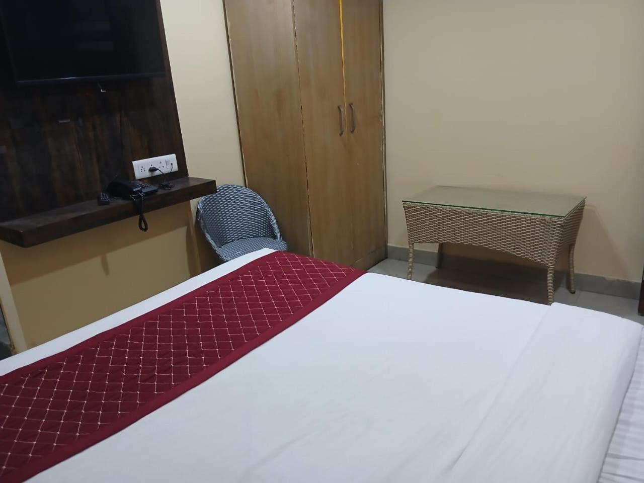 Blossoms Room Hotel Alekhya Residency- Luxury Lollection 海得拉巴 外观 照片